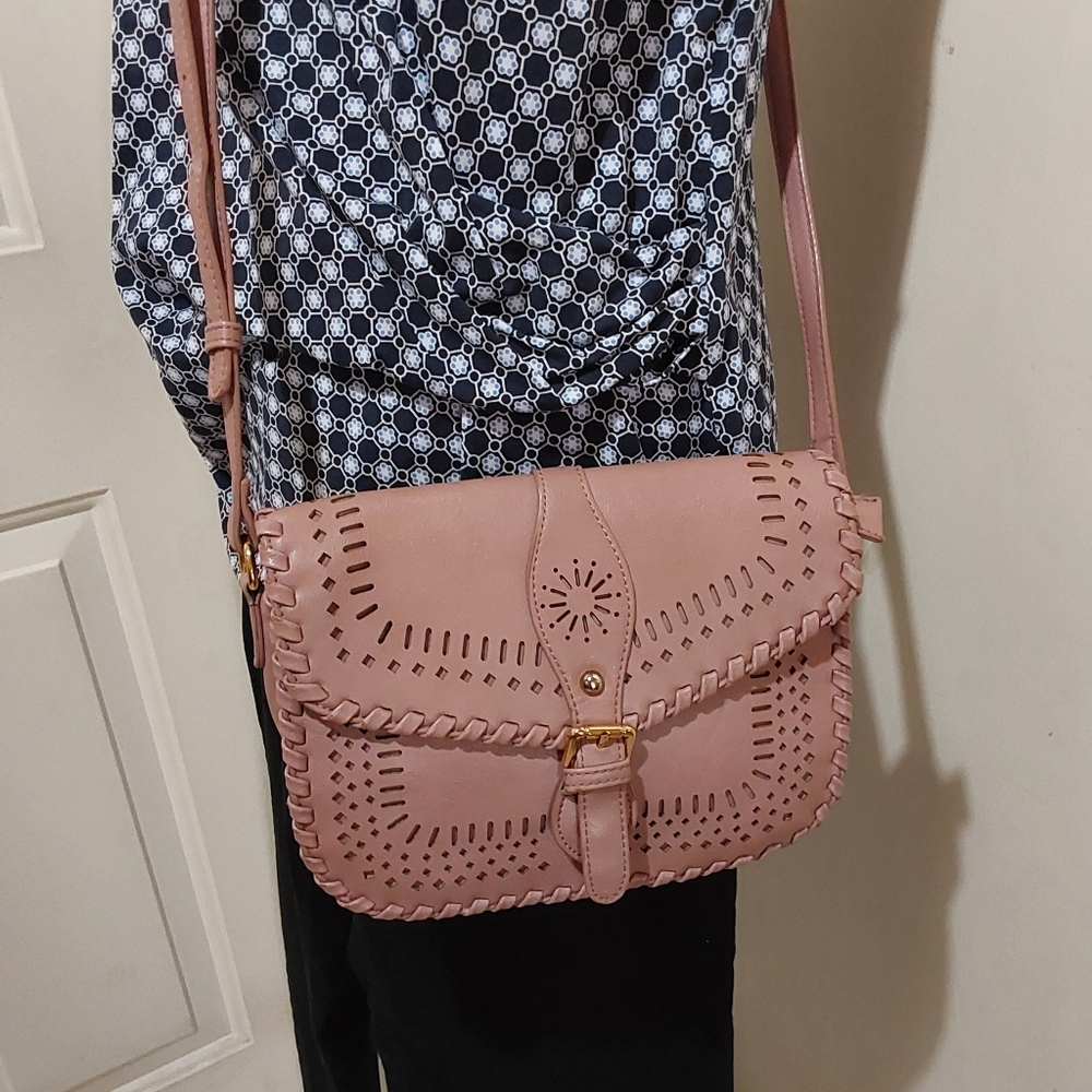 🌺 NEW Madison West Western Styled Crossbody Bag/Purse